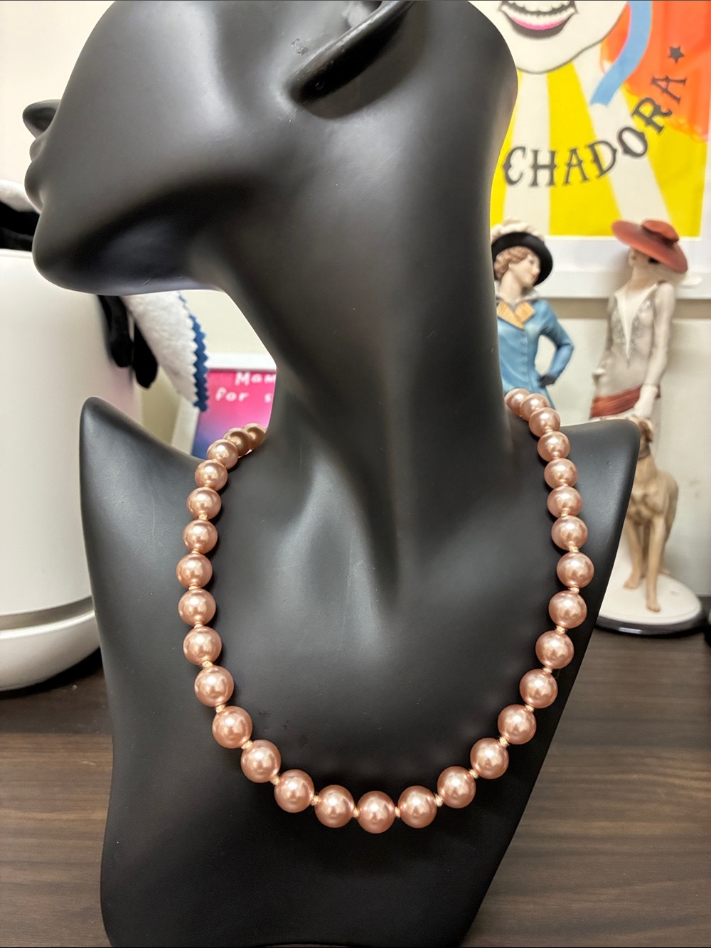 Vintage 1970s Classic Pink Faux Pearl Necklace Mid Century Modern Coquette Girl